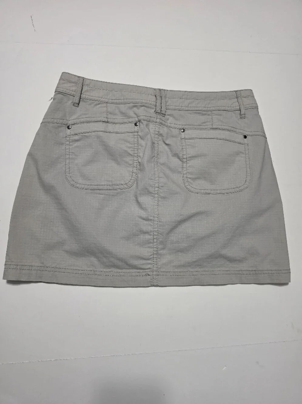 Title Nine Big B Hiking Skort Sz 6